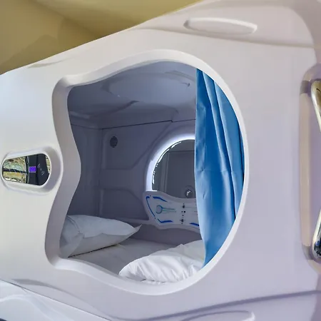 Boutique-capsule بيت شباب